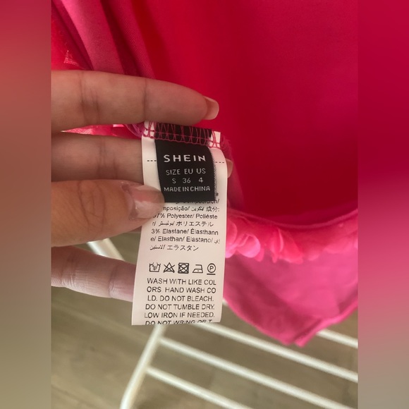 Solid backless cami bodysuit - hot pink - Picture 3 of 4